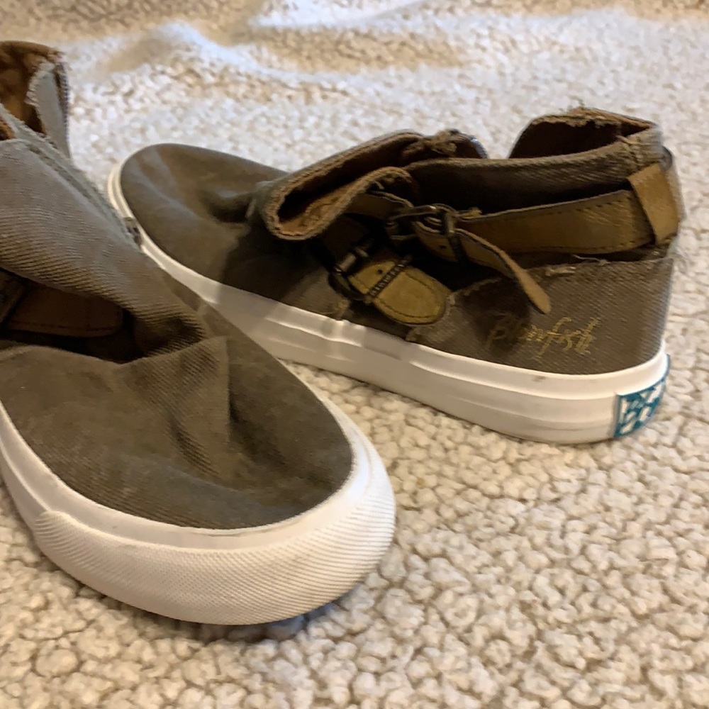 Blowfish Booties - image 1